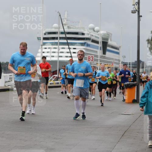 13.09.2026 - Kiel Lauf Andreas Tolksdorf http://msf.ph/oto/10468159 13.09.2026 12:08:30 Kiellinie 39, 8629, 3, 828 meine-sportfotos.de