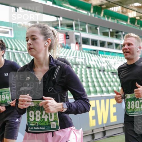 13.09.2026 - 21. swb-Marathon Bremen Michael Burmester http://msf.ph/oto/10468173 13.09.2026 13:13:45 Laufen im Stadion 118, 183, 270, 278, 349, 460, 514, 576, 600, 631, 695, 702, 768, 933, 950, 956, 1005, 1008, 1143, 1286, 1334, 1392, 1408, 1426, 1573, 1596, 1641, 1818, 1819, 1991, 2005, 2024, 2035, 2079, 2233, 2264, 2314, 2387, 2412, 2439, 2457, 2461, 2478, 2505, 2521, 2540, 2564, 2612, 2665, 2684, 2693, 2765, 2773, 2792, 2815, 2816, 2829, 2860, 2884, 2887, 2895, 2921, 2963, 2966, 2972, 2975, 2978, 3016, 3111, 3155, 3209, 3253, 3277, 3293, 3304, 3313, 3378, 3405, 3428, 3434, 3653, 3661 meine-sportfotos.de
