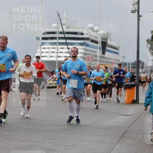 13.09.2026 - Kiel Lauf Andreas Tolksdorf http://msf.ph/oto/10468191 13.09.2026 12:08:31 Kiellinie 629, 11128, 3 meine-sportfotos.de