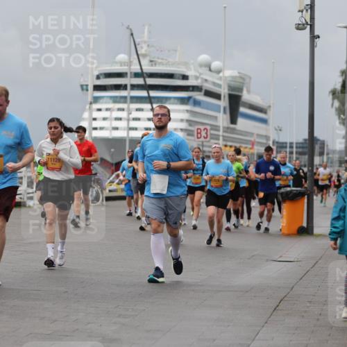 13.09.2026 - Kiel Lauf Andreas Tolksdorf http://msf.ph/oto/10468196 13.09.2026 12:08:31 Kiellinie 1, 39, 8629, 11128, 3 meine-sportfotos.de