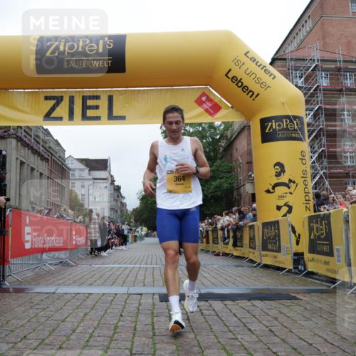 13.09.2026 - Kiel Lauf Yannick Fuchs http://msf.ph/oto/10468208 13.09.2026 10:17:56 Ziel 11389, 364 meine-sportfotos.de