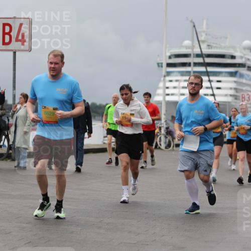 13.09.2026 - Kiel Lauf Andreas Tolksdorf http://msf.ph/oto/10468214 13.09.2026 12:08:32 Kiellinie 4, 39, 8629, 3 meine-sportfotos.de