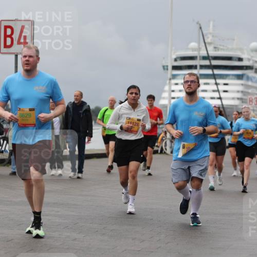 13.09.2026 - Kiel Lauf Andreas Tolksdorf http://msf.ph/oto/10468238 13.09.2026 12:08:32 Kiellinie 09, 4, 1, 39, 8629, 11128, 3, 828 meine-sportfotos.de