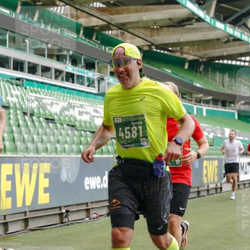 13.09.2026 - 21. swb-Marathon Bremen Michael Burmester http://msf.ph/oto/10468257 13.09.2026 12:57:35 Laufen im Stadion 141, 334, 431, 511, 672, 769, 776, 789, 790, 857, 876, 909, 948, 1010, 1119, 1130, 1191, 1199, 1254, 1281, 1535, 1601, 1642, 1647, 1752, 1809, 1881, 1900, 1933, 1972, 2001, 2040, 2046, 2051, 2075, 2324, 2371, 2397, 2402, 2423, 2473, 2493, 2535, 2634, 2640, 2671, 2761, 2812, 2903, 2904, 2948, 3051, 3078, 3119, 3138, 3148, 3182, 3186, 3202, 3290, 3319, 3338, 3348, 3450, 3458, 3514, 3534, 3560, 3634, 3655, 3685, 3690, 3695, 3760, 3813, 3866, 3933, 3939, 4101, 4316, 4319 meine-sportfotos.de