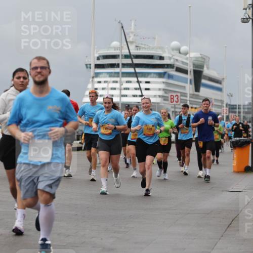 13.09.2026 - Kiel Lauf Andreas Tolksdorf http://msf.ph/oto/10468270 13.09.2026 12:08:34 Kiellinie 34, 710, 12365, 828, 3 meine-sportfotos.de
