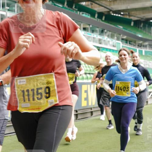 13.09.2026 - 21. swb-Marathon Bremen Michael Burmester http://msf.ph/oto/10468274 13.09.2026 10:36:02 Laufen im Stadion 10093, 10144, 10147, 10152, 10153, 10154, 10157, 10160, 10173, 10175, 10181, 10182, 10185, 10187, 10195, 10198, 10245, 10251, 10257, 10263, 10272, 10275, 10278, 10291, 10296, 10306, 10309, 10338, 10357, 10367, 10368, 10369, 10377, 10382, 10390, 10403, 10409, 10411, 10420, 10427, 10429, 10439, 10473, 10477, 10481, 10485, 10492, 10497, 10528, 10531, 10559, 10560, 10569, 10607, 10617, 10633, 10636, 10671, 10672, 10677, 10715, 10928, 11965, 10146 meine-sportfotos.de