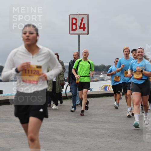 13.09.2026 - Kiel Lauf Andreas Tolksdorf http://msf.ph/oto/10468337 13.09.2026 12:08:36 Kiellinie 11128, 4, 2957, 707, 7109, 246, 39, 828 meine-sportfotos.de