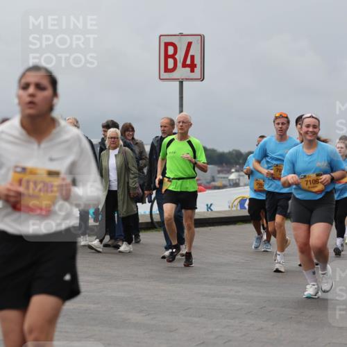 13.09.2026 - Kiel Lauf Andreas Tolksdorf http://msf.ph/oto/10468352 13.09.2026 12:08:36 Kiellinie 11128, 4, 2957, 70, 39, 7109, 828 meine-sportfotos.de