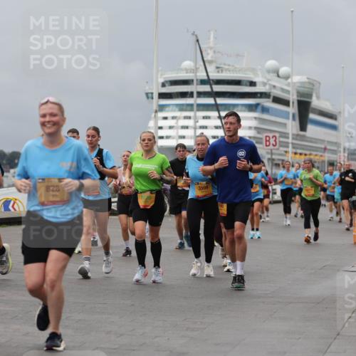 13.09.2026 - Kiel Lauf Andreas Tolksdorf http://msf.ph/oto/10468370 13.09.2026 12:08:37 Kiellinie 4, 71, 828, 7810, 3599, 3, 66, 10311 meine-sportfotos.de