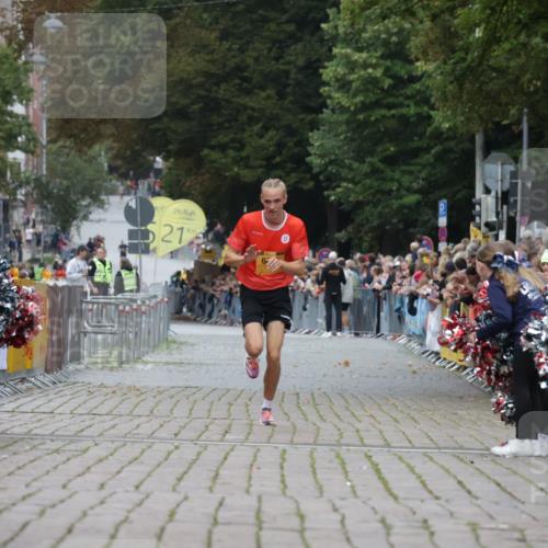 13.09.2026 - Kiel Lauf Yannick Fuchs http://msf.ph/oto/10468395 13.09.2026 10:18:55 Ziel 2539, 6604 meine-sportfotos.de
