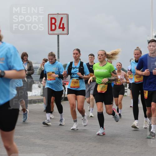 13.09.2026 - Kiel Lauf Andreas Tolksdorf http://msf.ph/oto/10468445 13.09.2026 12:08:39 Kiellinie 4, 3, 35, 707, 102, 12365, 7810, 3599, 56 meine-sportfotos.de