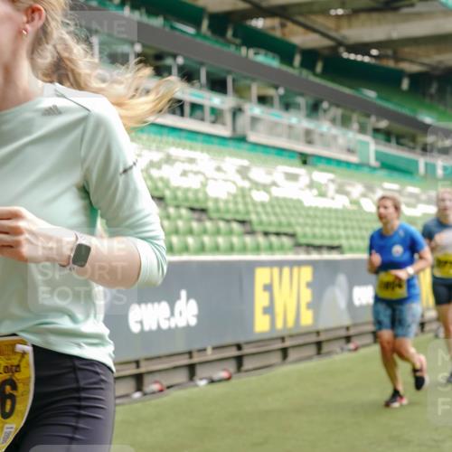 13.09.2026 - 21. swb-Marathon Bremen Michael Burmester http://msf.ph/oto/10468460 13.09.2026 10:36:04 Laufen im Stadion 10092, 10093, 10144, 10152, 10153, 10154, 10157, 10160, 10173, 10175, 10181, 10182, 10185, 10187, 10195, 10198, 10237, 10245, 10251, 10257, 10263, 10272, 10275, 10278, 10291, 10296, 10306, 10309, 10338, 10357, 10367, 10368, 10369, 10377, 10382, 10390, 10403, 10409, 10411, 10420, 10427, 10429, 10439, 10473, 10477, 10481, 10485, 10492, 10497, 10528, 10531, 10559, 10560, 10569, 10607, 10613, 10617, 10633, 10636, 10647, 10648, 10671, 10672, 10677, 10715, 10928 meine-sportfotos.de