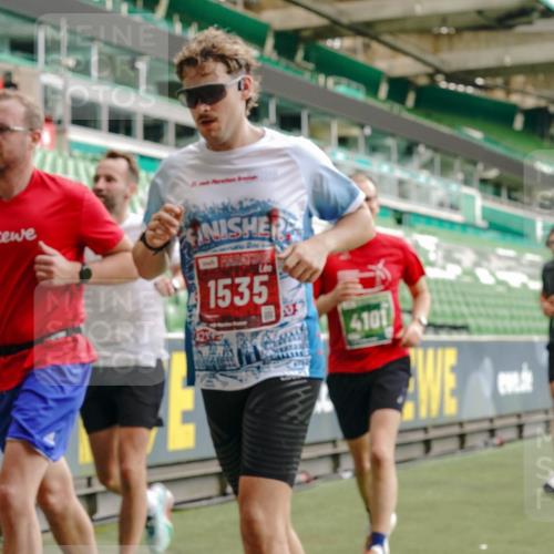 13.09.2026 - 21. swb-Marathon Bremen Michael Burmester http://msf.ph/oto/10468486 13.09.2026 12:57:40 Laufen im Stadion 141, 334, 431, 511, 672, 769, 776, 789, 790, 857, 876, 909, 948, 1010, 1119, 1130, 1191, 1199, 1254, 1281, 1535, 1601, 1642, 1647, 1752, 1809, 1881, 1900, 1931, 1933, 1972, 2001, 2040, 2046, 2051, 2075, 2324, 2343, 2371, 2397, 2402, 2423, 2425, 2473, 2493, 2634, 2640, 2671, 2761, 2812, 2903, 2904, 3051, 3078, 3138, 3148, 3182, 3186, 3202, 3319, 3338, 3450, 3458, 3514, 3534, 3560, 3634, 3655, 3685, 3690, 3695, 3760, 3813, 3866, 3933, 3939, 4101, 4316, 4319 meine-sportfotos.de
