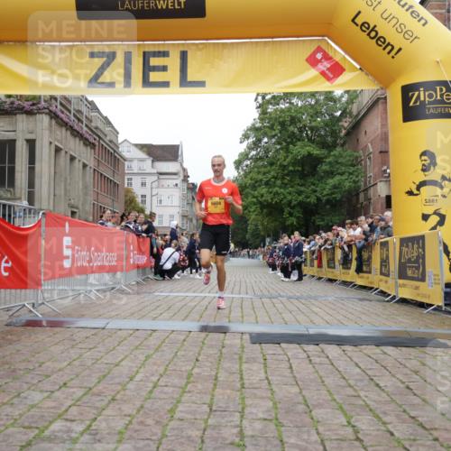 13.09.2026 - Kiel Lauf Yannick Fuchs http://msf.ph/oto/10468508 13.09.2026 10:19:00 Ziel 2539, 2539, 6604, 6604 meine-sportfotos.de