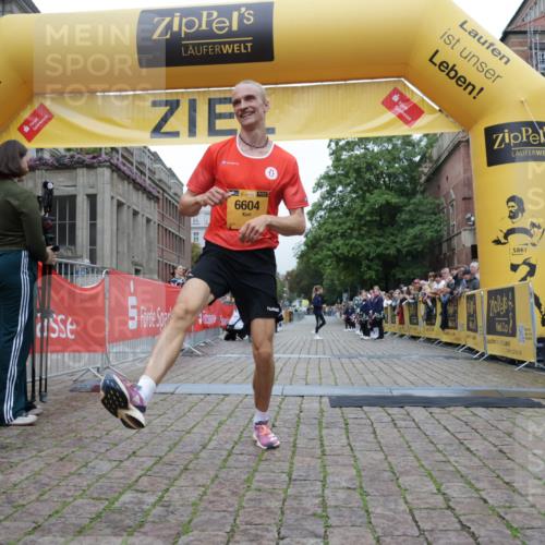 13.09.2026 - Kiel Lauf Yannick Fuchs http://msf.ph/oto/10468545 13.09.2026 10:19:02 Ziel 2539, 6604 meine-sportfotos.de