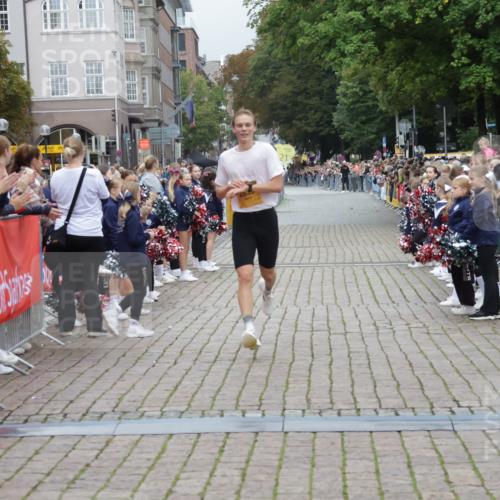 13.09.2026 - Kiel Lauf Yannick Fuchs http://msf.ph/oto/10468579 13.09.2026 10:19:23 Ziel 2539, 2539 meine-sportfotos.de