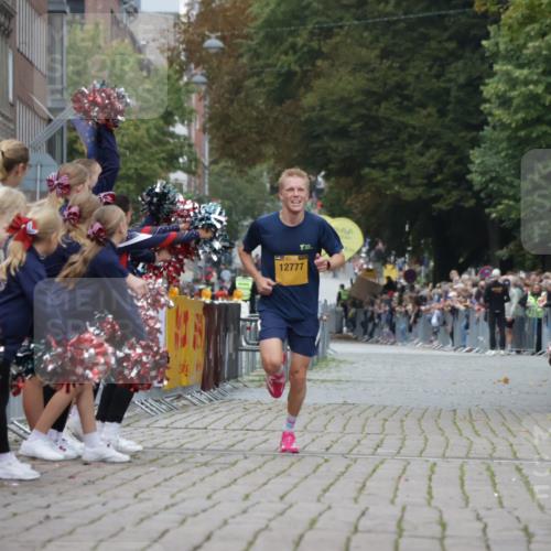 13.09.2026 - Kiel Lauf Yannick Fuchs http://msf.ph/oto/10468640 13.09.2026 10:19:47 Ziel 11615 meine-sportfotos.de