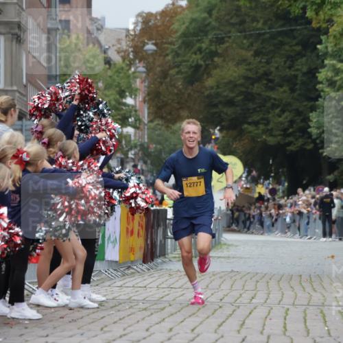13.09.2026 - Kiel Lauf Yannick Fuchs http://msf.ph/oto/10468649 13.09.2026 10:19:47 Ziel 11615 meine-sportfotos.de