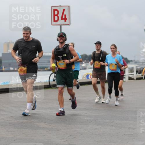 13.09.2026 - Kiel Lauf Andreas Tolksdorf http://msf.ph/oto/10468654 13.09.2026 12:08:49 Kiellinie 9441, 4, 794 meine-sportfotos.de