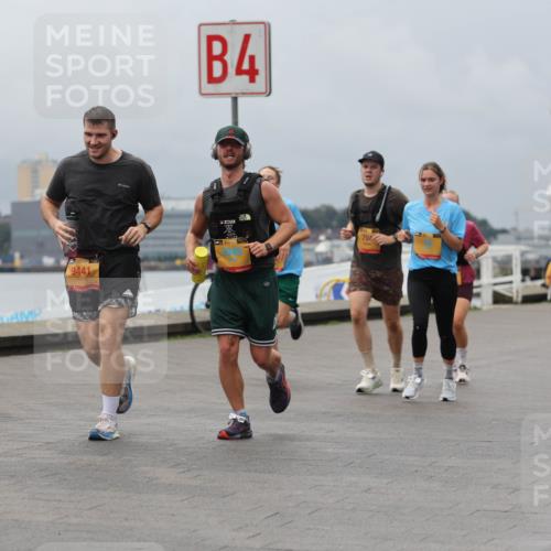 13.09.2026 - Kiel Lauf Andreas Tolksdorf http://msf.ph/oto/10468660 13.09.2026 12:08:49 Kiellinie 9441, 4, 794 meine-sportfotos.de