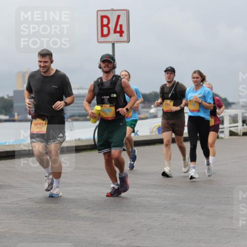 13.09.2026 - Kiel Lauf Andreas Tolksdorf http://msf.ph/oto/10468665 13.09.2026 12:08:49 Kiellinie 9441, 4, 794 meine-sportfotos.de