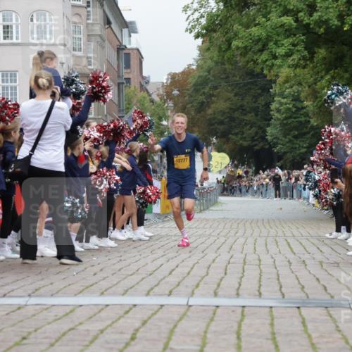 13.09.2026 - Kiel Lauf Yannick Fuchs http://msf.ph/oto/10468667 13.09.2026 10:19:48 Ziel 11615 meine-sportfotos.de