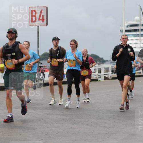 13.09.2026 - Kiel Lauf Andreas Tolksdorf http://msf.ph/oto/10468683 13.09.2026 12:08:49 Kiellinie 4, 794, 8945, 4203 meine-sportfotos.de