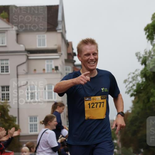 13.09.2026 - Kiel Lauf Yannick Fuchs http://msf.ph/oto/10468720 13.09.2026 10:19:52 Ziel 11615 meine-sportfotos.de