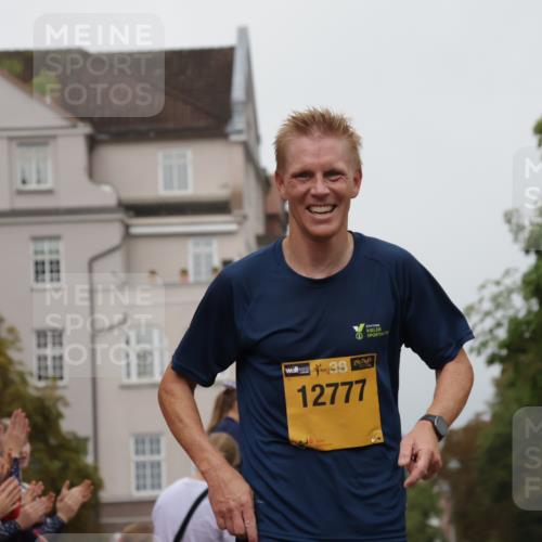 13.09.2026 - Kiel Lauf Yannick Fuchs http://msf.ph/oto/10468731 13.09.2026 10:19:52 Ziel 11615 meine-sportfotos.de