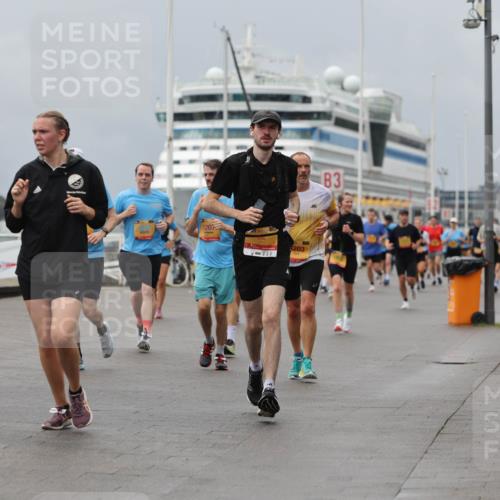 13.09.2026 - Kiel Lauf Andreas Tolksdorf http://msf.ph/oto/10468745 13.09.2026 12:08:51 Kiellinie 4, 8945, 120, 38, 203, 3 meine-sportfotos.de