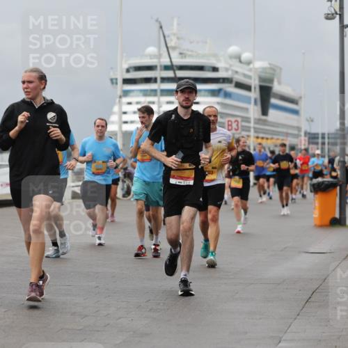 13.09.2026 - Kiel Lauf Andreas Tolksdorf http://msf.ph/oto/10468752 13.09.2026 12:08:51 Kiellinie 4, 8945, 3 meine-sportfotos.de