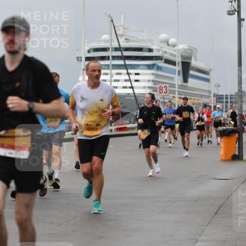 13.09.2026 - Kiel Lauf Andreas Tolksdorf http://msf.ph/oto/10468817 13.09.2026 12:08:53 Kiellinie 4, 8430, 4203, 3 meine-sportfotos.de