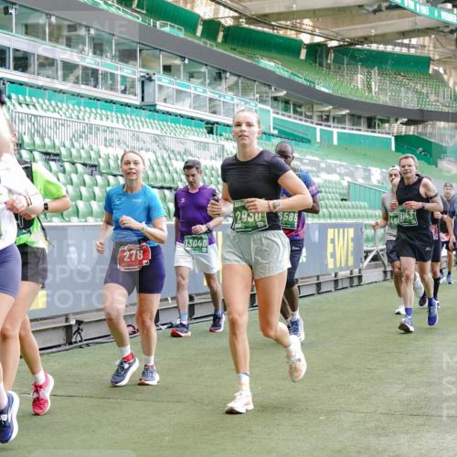 13.09.2026 - 21. swb-Marathon Bremen Michael Burmester http://msf.ph/oto/10468831 13.09.2026 13:13:55 Laufen im Stadion 183, 270, 278, 349, 460, 514, 576, 600, 631, 695, 702, 768, 933, 950, 956, 1005, 1008, 1143, 1286, 1392, 1408, 1426, 1573, 1596, 1641, 1818, 1819, 1991, 2005, 2024, 2035, 2079, 2233, 2264, 2314, 2387, 2412, 2439, 2457, 2461, 2478, 2505, 2521, 2540, 2564, 2612, 2665, 2684, 2693, 2765, 2773, 2792, 2815, 2816, 2829, 2838, 2860, 2884, 2887, 2895, 2921, 2963, 2966, 2972, 2975, 2978, 3016, 3111, 3209, 3253, 3277, 3293, 3304, 3313, 3378, 3405, 3428, 3434, 3653, 3661, 4080 meine-sportfotos.de