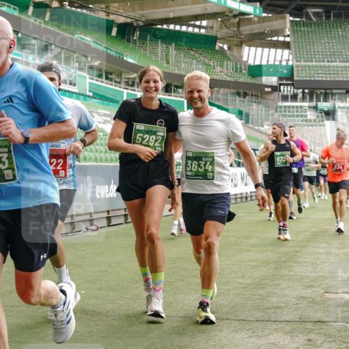 13.09.2026 - 21. swb-Marathon Bremen Michael Burmester http://msf.ph/oto/10468838 13.09.2026 12:57:46 Laufen im Stadion 141, 148, 334, 431, 511, 672, 769, 776, 789, 790, 857, 876, 909, 948, 1010, 1119, 1130, 1191, 1199, 1254, 1281, 1535, 1601, 1642, 1647, 1752, 1809, 1881, 1900, 1931, 1933, 1972, 2001, 2040, 2046, 2051, 2075, 2324, 2343, 2371, 2397, 2402, 2423, 2425, 2473, 2493, 2634, 2640, 2671, 2761, 2771, 2812, 2903, 2904, 3051, 3078, 3138, 3148, 3182, 3186, 3319, 3338, 3450, 3458, 3514, 3534, 3560, 3634, 3655, 3685, 3690, 3695, 3760, 3813, 3866, 3933, 3939, 4101, 4316, 4319 meine-sportfotos.de