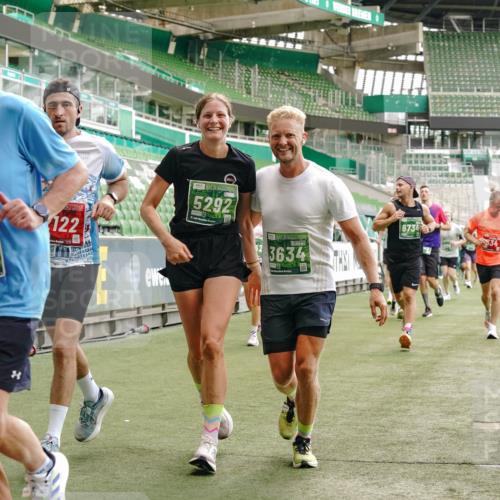 13.09.2026 - 21. swb-Marathon Bremen Michael Burmester http://msf.ph/oto/10468857 13.09.2026 12:57:46 Laufen im Stadion 141, 148, 334, 431, 511, 672, 769, 776, 789, 790, 857, 876, 909, 948, 1010, 1119, 1130, 1191, 1199, 1254, 1281, 1535, 1601, 1642, 1647, 1752, 1809, 1881, 1900, 1931, 1933, 1972, 2001, 2040, 2046, 2051, 2075, 2324, 2343, 2371, 2397, 2402, 2423, 2425, 2473, 2493, 2634, 2640, 2671, 2761, 2771, 2812, 2903, 2904, 3051, 3078, 3138, 3148, 3182, 3186, 3319, 3338, 3450, 3458, 3514, 3534, 3560, 3634, 3655, 3685, 3690, 3695, 3760, 3813, 3866, 3933, 3939, 4101, 4316, 4319 meine-sportfotos.de