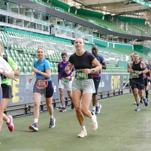 13.09.2026 - 21. swb-Marathon Bremen Michael Burmester http://msf.ph/oto/10468861 13.09.2026 13:13:55 Laufen im Stadion 183, 270, 278, 349, 460, 514, 576, 600, 631, 695, 702, 768, 933, 950, 956, 1005, 1008, 1143, 1286, 1392, 1408, 1426, 1573, 1596, 1641, 1818, 1819, 1991, 2005, 2024, 2035, 2079, 2233, 2264, 2314, 2387, 2412, 2439, 2457, 2461, 2478, 2505, 2521, 2540, 2564, 2612, 2665, 2684, 2693, 2765, 2773, 2792, 2815, 2816, 2829, 2838, 2860, 2884, 2887, 2895, 2921, 2963, 2966, 2972, 2975, 2978, 3016, 3111, 3209, 3253, 3277, 3293, 3304, 3313, 3378, 3405, 3428, 3434, 3653, 3661, 4080 meine-sportfotos.de