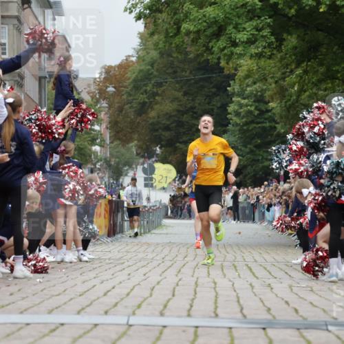 13.09.2026 - Kiel Lauf Yannick Fuchs http://msf.ph/oto/10468875 13.09.2026 10:20:58 Ziel 6049, 6584, 12149, 6584 meine-sportfotos.de
