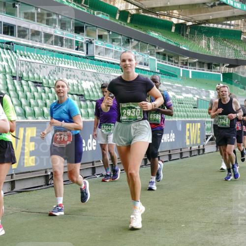 13.09.2026 - 21. swb-Marathon Bremen Michael Burmester http://msf.ph/oto/10468890 13.09.2026 13:13:55 Laufen im Stadion 183, 270, 278, 349, 460, 514, 576, 600, 631, 695, 702, 768, 933, 950, 956, 1005, 1008, 1143, 1286, 1392, 1408, 1426, 1573, 1596, 1641, 1818, 1819, 1991, 2005, 2024, 2035, 2079, 2233, 2264, 2314, 2387, 2412, 2439, 2457, 2461, 2478, 2505, 2521, 2540, 2564, 2612, 2665, 2684, 2693, 2765, 2773, 2792, 2815, 2816, 2829, 2838, 2860, 2884, 2887, 2895, 2921, 2963, 2966, 2972, 2975, 2978, 3016, 3111, 3209, 3253, 3277, 3293, 3304, 3313, 3378, 3405, 3428, 3434, 3653, 3661, 4080 meine-sportfotos.de