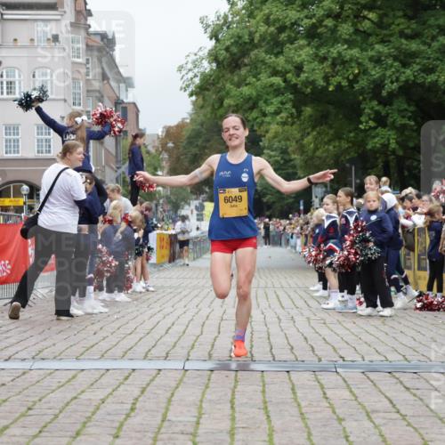 13.09.2026 - Kiel Lauf Yannick Fuchs http://msf.ph/oto/10468942 13.09.2026 10:21:03 Ziel 12149, 6049, 6049, 6584 meine-sportfotos.de