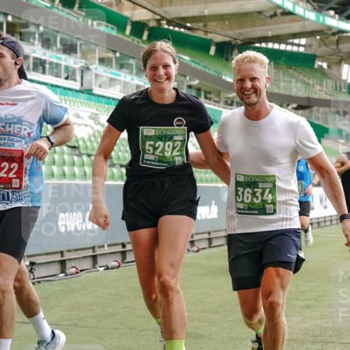 13.09.2026 - 21. swb-Marathon Bremen Michael Burmester http://msf.ph/oto/10468954 13.09.2026 12:57:47 Laufen im Stadion 141, 148, 334, 431, 511, 672, 769, 776, 789, 790, 857, 876, 909, 1010, 1119, 1130, 1191, 1199, 1254, 1281, 1535, 1601, 1642, 1647, 1752, 1809, 1881, 1900, 1931, 1933, 1972, 2040, 2046, 2051, 2075, 2324, 2343, 2371, 2397, 2402, 2423, 2425, 2473, 2493, 2634, 2640, 2671, 2761, 2771, 2807, 2812, 2903, 2904, 3051, 3078, 3138, 3148, 3182, 3186, 3319, 3338, 3450, 3458, 3514, 3534, 3560, 3634, 3655, 3685, 3690, 3695, 3760, 3813, 3866, 3933, 3939, 4101, 4316, 4319 meine-sportfotos.de