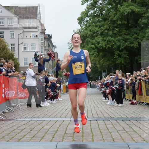 13.09.2026 - Kiel Lauf Yannick Fuchs http://msf.ph/oto/10468976 13.09.2026 10:21:04 Ziel 12149, 6049, 6049, 6584 meine-sportfotos.de