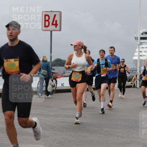 13.09.2026 - Kiel Lauf Andreas Tolksdorf http://msf.ph/oto/10469009 13.09.2026 12:09:03 Kiellinie 1399, 4, 39, 9301, 779 meine-sportfotos.de