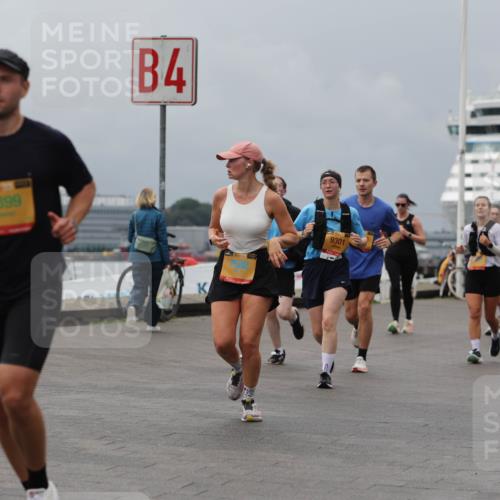 13.09.2026 - Kiel Lauf Andreas Tolksdorf http://msf.ph/oto/10469013 13.09.2026 12:09:03 Kiellinie 1399, 4, 38, 9301, 7115 meine-sportfotos.de