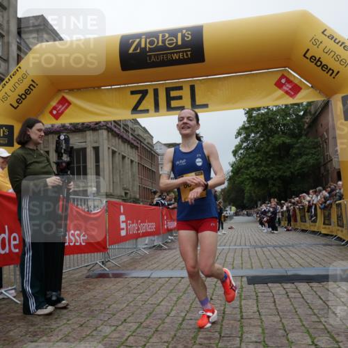 13.09.2026 - Kiel Lauf Yannick Fuchs http://msf.ph/oto/10469016 13.09.2026 10:21:05 Ziel 12149, 6049, 6584 meine-sportfotos.de