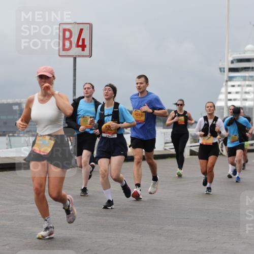 13.09.2026 - Kiel Lauf Andreas Tolksdorf http://msf.ph/oto/10469047 13.09.2026 12:09:05 Kiellinie 4, 930, 4210, 7793, 7115, 3 meine-sportfotos.de