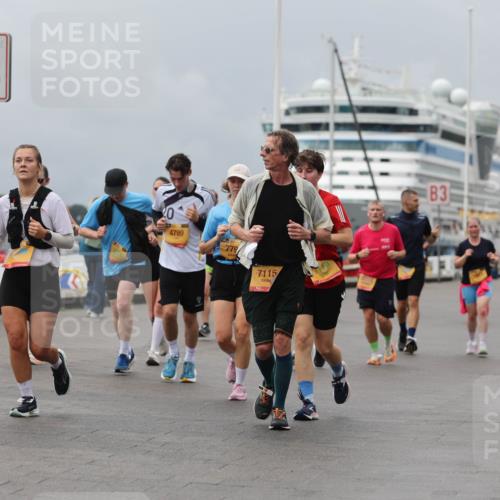 13.09.2026 - Kiel Lauf Andreas Tolksdorf http://msf.ph/oto/10469120 13.09.2026 12:09:08 Kiellinie 4, 4799, 7115, 2231, 3 meine-sportfotos.de