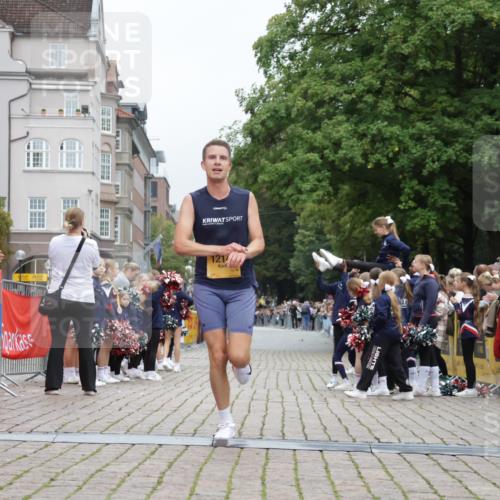 13.09.2026 - Kiel Lauf Yannick Fuchs http://msf.ph/oto/10469131 13.09.2026 10:21:42 Ziel 3788, 12149, 1987, 9681, 12148, 12149 meine-sportfotos.de
