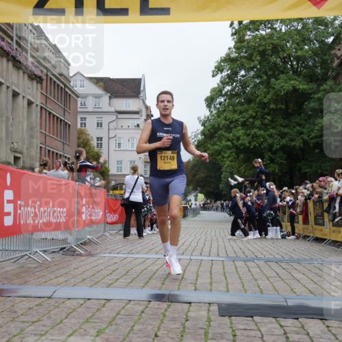 13.09.2026 - Kiel Lauf Yannick Fuchs http://msf.ph/oto/10469136 13.09.2026 10:21:43 Ziel 3788, 1987, 9681, 12148, 12149 meine-sportfotos.de