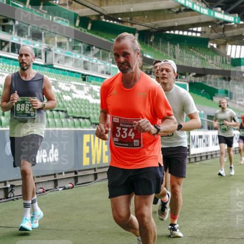 13.09.2026 - 21. swb-Marathon Bremen Michael Burmester http://msf.ph/oto/10469138 13.09.2026 12:57:51 Laufen im Stadion 141, 148, 334, 431, 511, 672, 769, 776, 789, 790, 857, 909, 1010, 1119, 1130, 1191, 1199, 1254, 1281, 1535, 1601, 1642, 1647, 1752, 1809, 1881, 1900, 1931, 1933, 1972, 2046, 2051, 2075, 2324, 2343, 2371, 2397, 2402, 2423, 2425, 2473, 2493, 2634, 2640, 2671, 2761, 2771, 2807, 2903, 2904, 3051, 3078, 3138, 3148, 3182, 3186, 3319, 3338, 3450, 3458, 3514, 3534, 3560, 3634, 3655, 3685, 3690, 3695, 3760, 3813, 3866, 3933, 3939, 4101, 4316, 4319, 205 meine-sportfotos.de