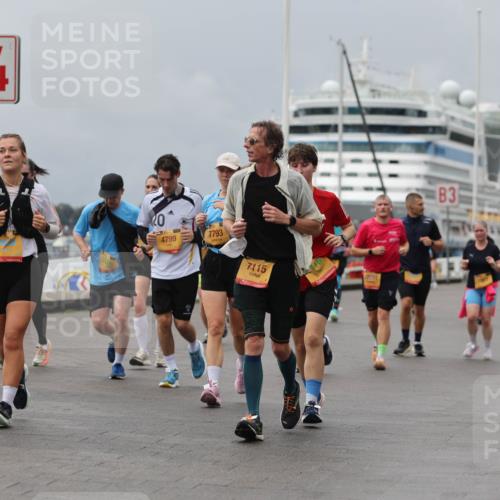 13.09.2026 - Kiel Lauf Andreas Tolksdorf http://msf.ph/oto/10469141 13.09.2026 12:09:08 Kiellinie 4, 0, 4799, 7793, 7115, 2231, 3 meine-sportfotos.de